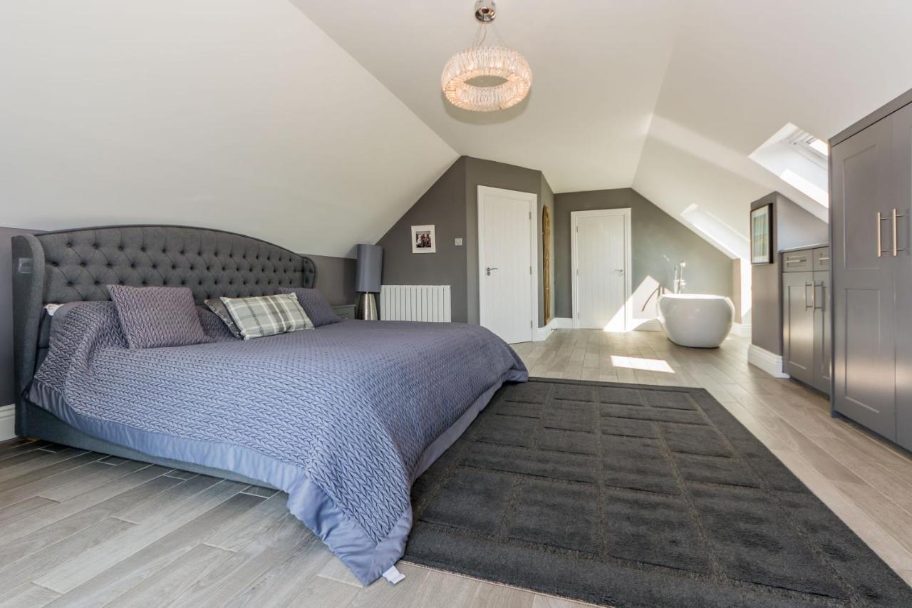 Ocean View,Kinsale, Hosted By Exquisite Holiday Homes, Sleeps 22 Eksteriør billede